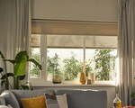 somfy-universe-blinds-living-room-couch